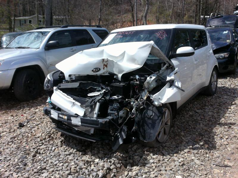 2015 Kia Soul Transmission Assy.