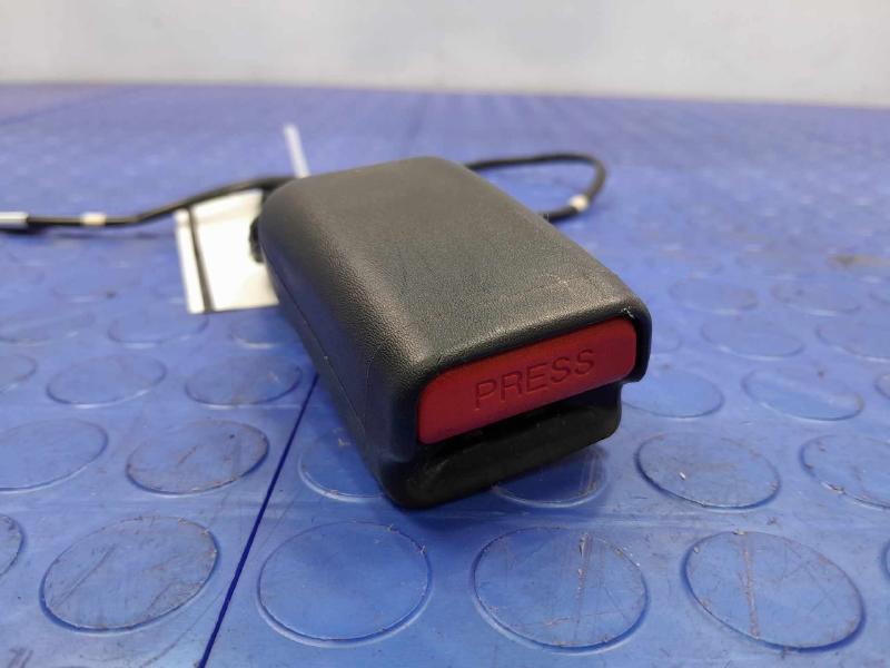 2022 Nissan Versa Rear Seat Belt