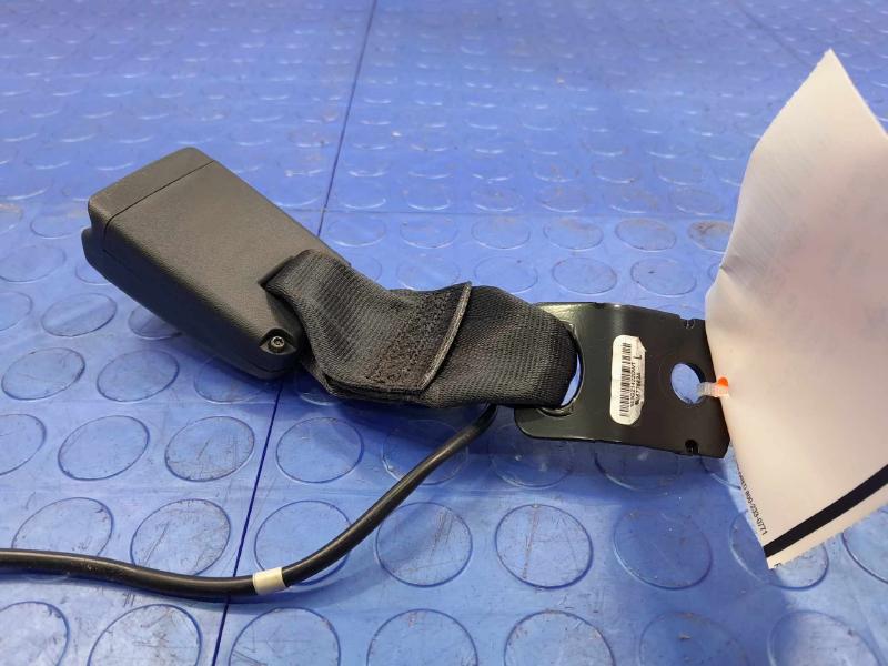 2022 Nissan Versa Rear Seat Belt