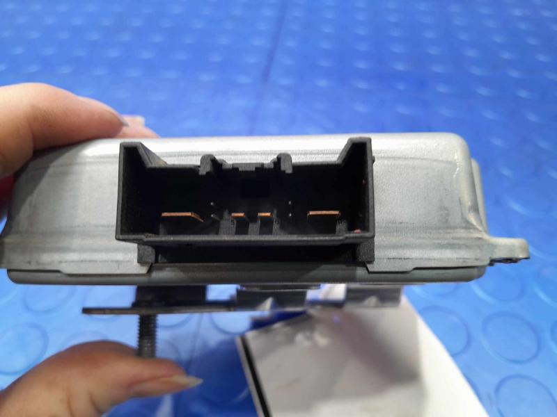 2017-2019 Lincoln MKC Power Inverter Converter Assembly OEM GJ7T14B526BA
