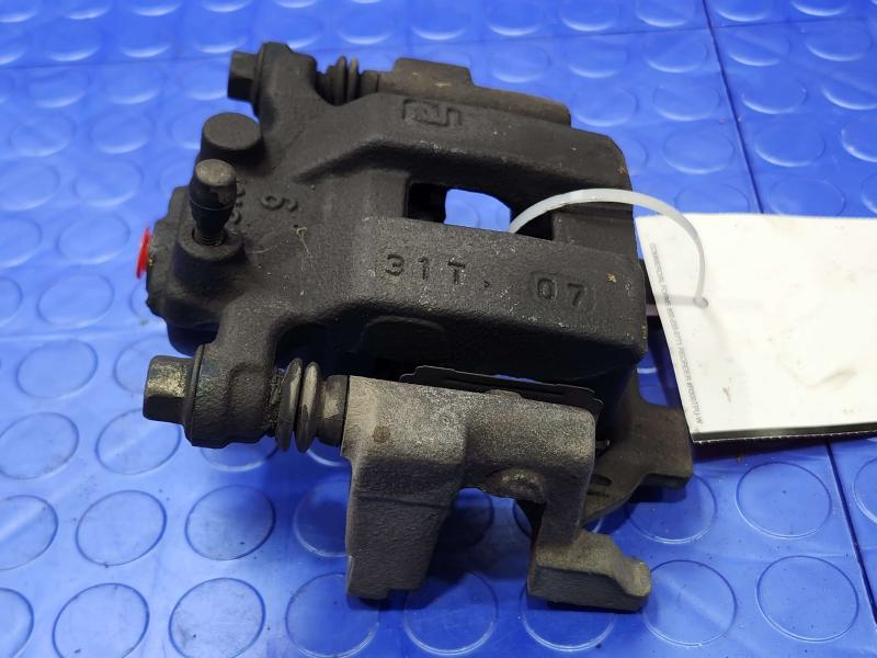 2013 Infiniti FX35 Caliper