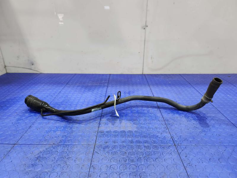 2013 Chrysler 300 Fuel Filler Neck