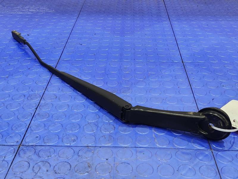 2017 Ford Focus Wiper Arm