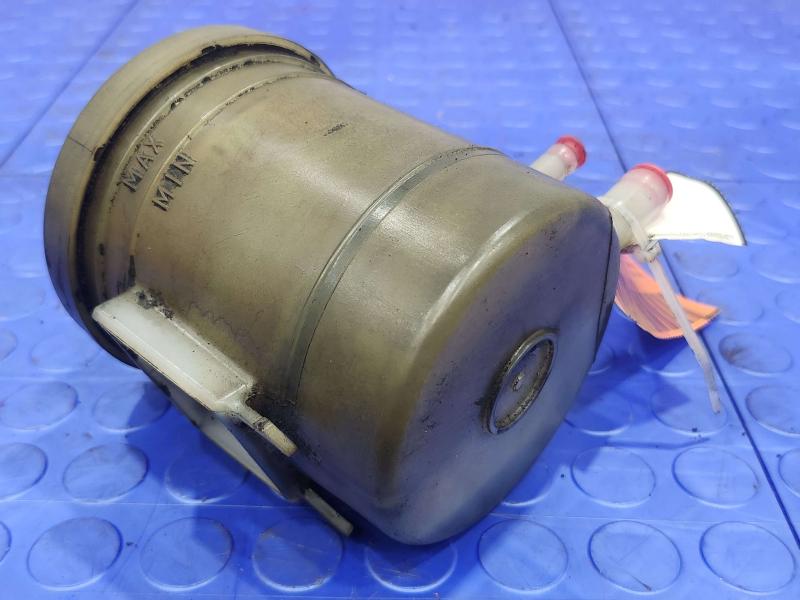 1988-1993 Isuzu NPR 3.9L Diesel OEM Power Steering Fluid Reservoir Genuine
