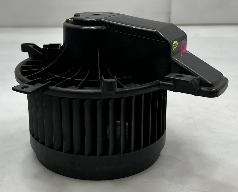 2011 Dodge Charger Blower Motor