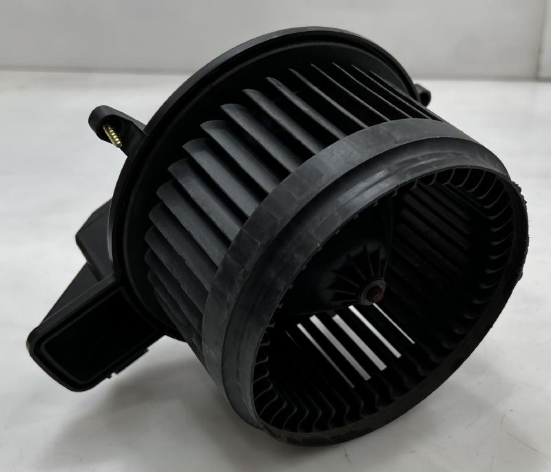 2011 Dodge Charger Blower Motor