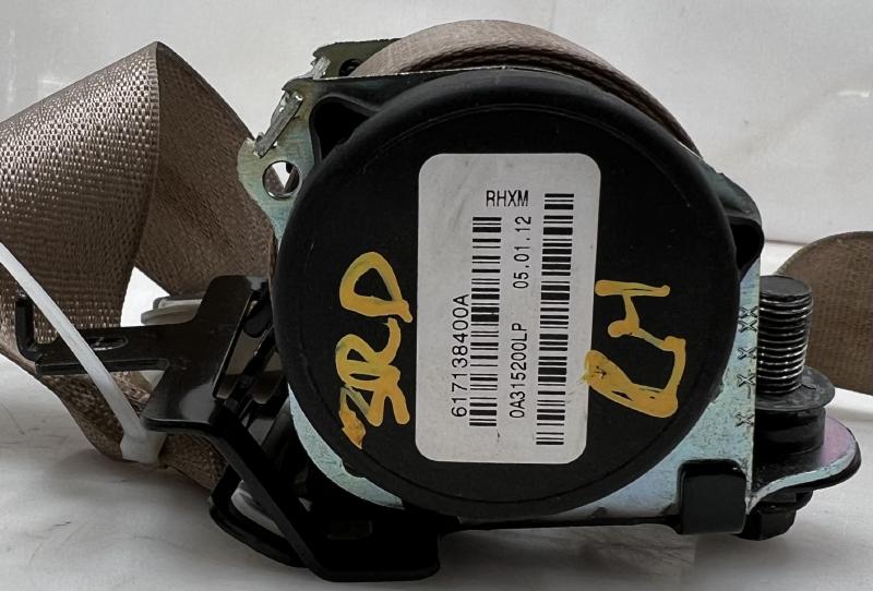2012 Kia Sorento Rear Seat Belt