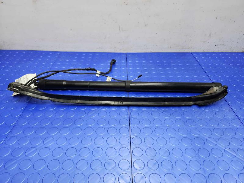 2011 Volkswagen Touareg Tailgate Lift Motor