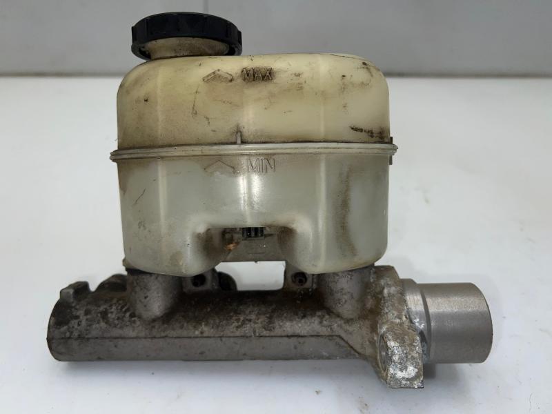 2004 - 2008 Ford F150 Brake Master Cylinder OEM 7L3Z2140A