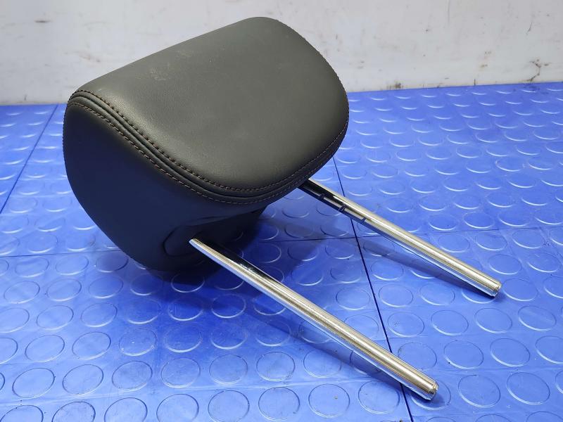 2013 Infiniti FX35 Headrest