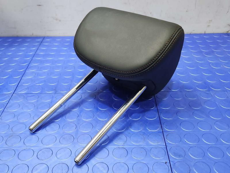 2013 Infiniti FX35 Headrest