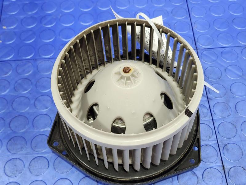 2015 Nissan Murano Blower Motor