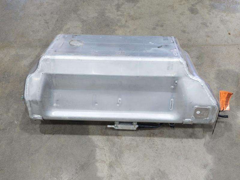2011 Maserati Quattroporte Fuel Tank Assembly