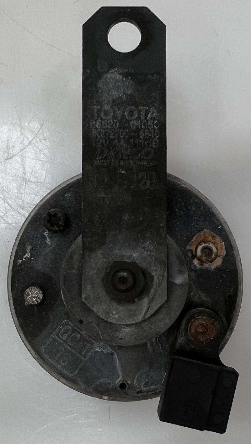 2010 - 2013 Toyota Highlander Low Note Horn Assembly OEM 8652001050