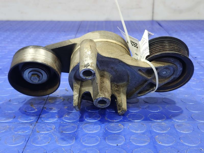 2005 Ford F-350 Super Duty Engine Belt Tensioner