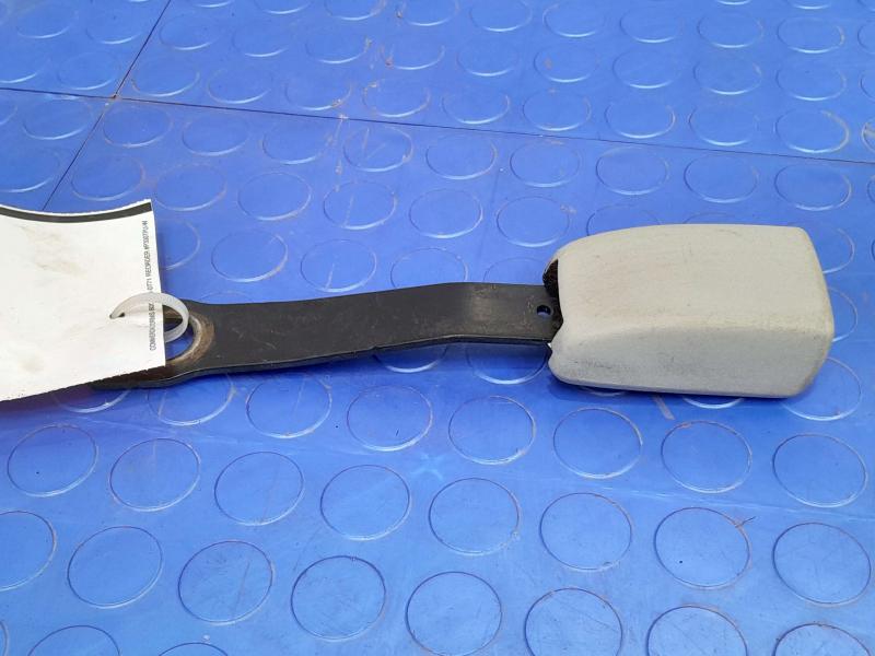 2011 Toyota Prius Front Seat Belt