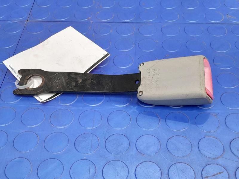2011 Toyota Prius Front Seat Belt