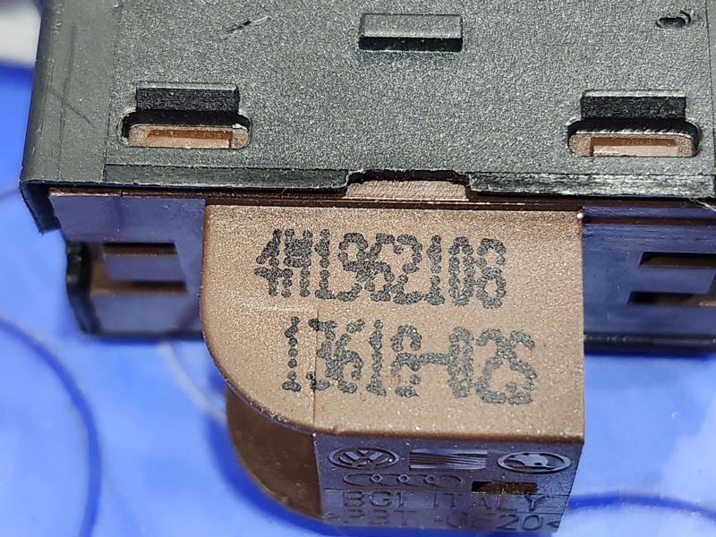 2017-2024 Audi Q7 OEM Driver Door Lock Control Switch Genuine 4M19621085PR