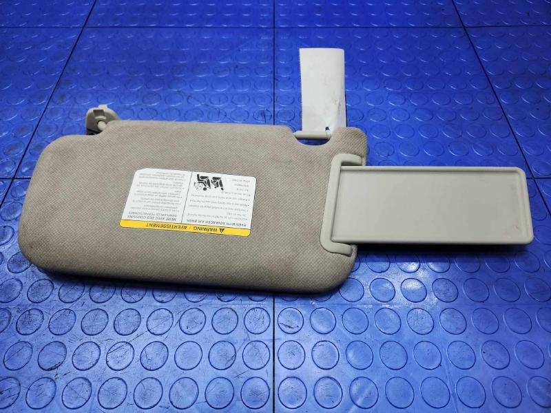 2015 Nissan Leaf Sun Visor