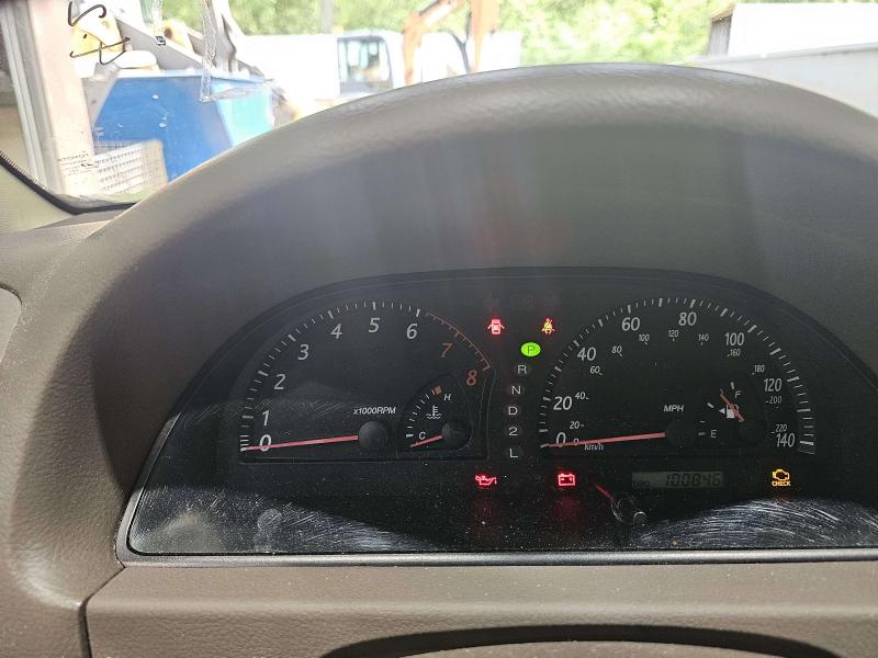 2002 Toyota Camry Speedometer