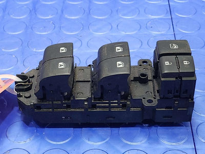 2019 Toyota Camry Door Switch Front