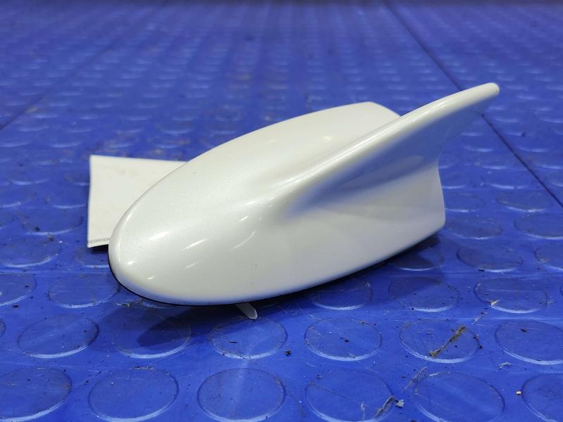 2010 Lexus RX350 RX450H Antenna