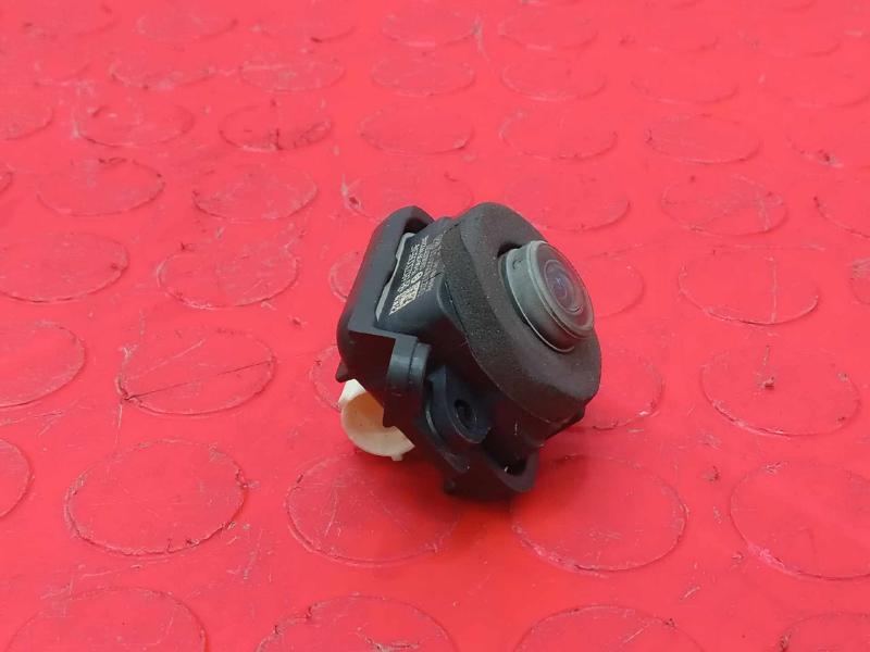 2015-2017 Chrysler 200 Rear Trunk Camera Projector Genuine OEM 68230085AF