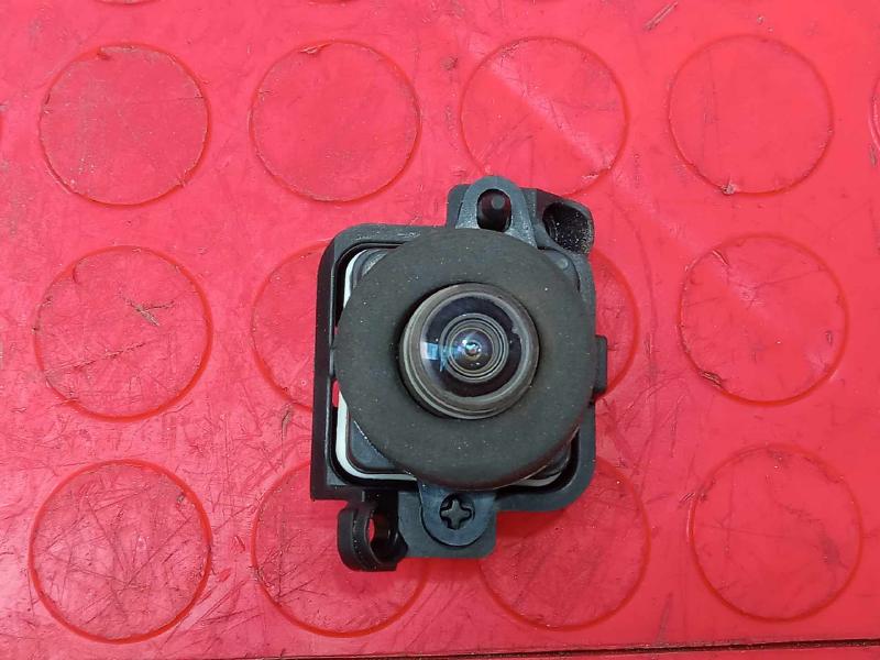 2015-2017 Chrysler 200 Rear Trunk Camera Projector Genuine OEM 68230085AF