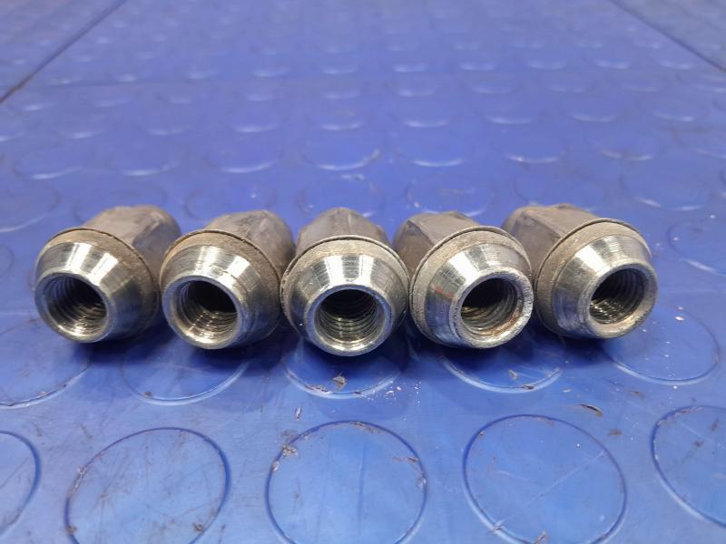 2016 Chevrolet Trax Lug Nuts
