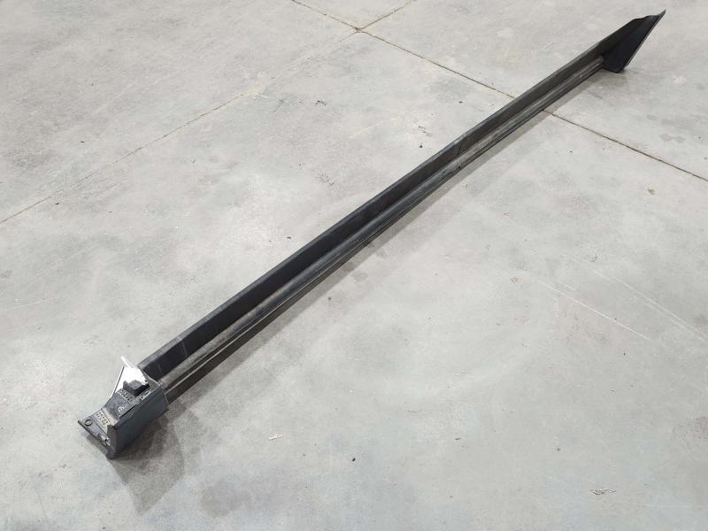 2018 Chevrolet Equinox Rocker Moulding
