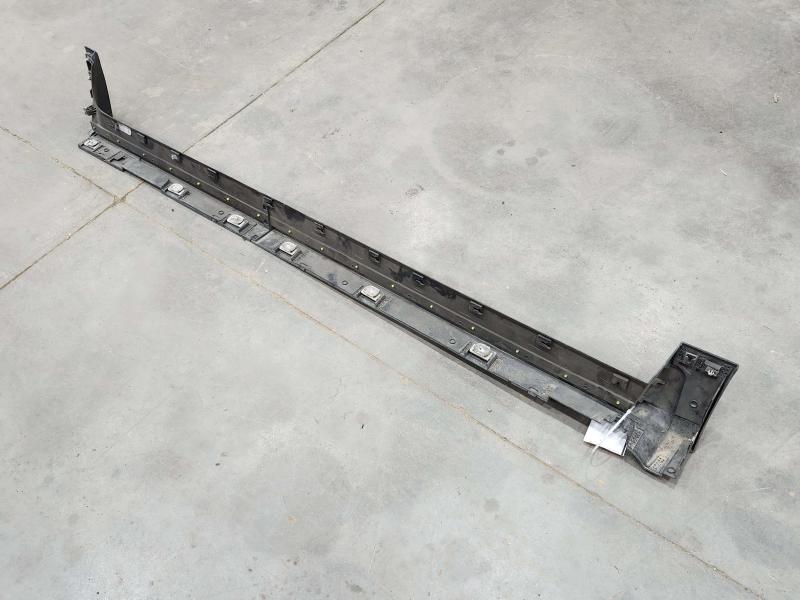 2018 Chevrolet Equinox Rocker Moulding
