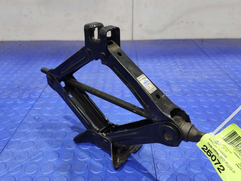 2010 Toyota Prius Jack Assembly