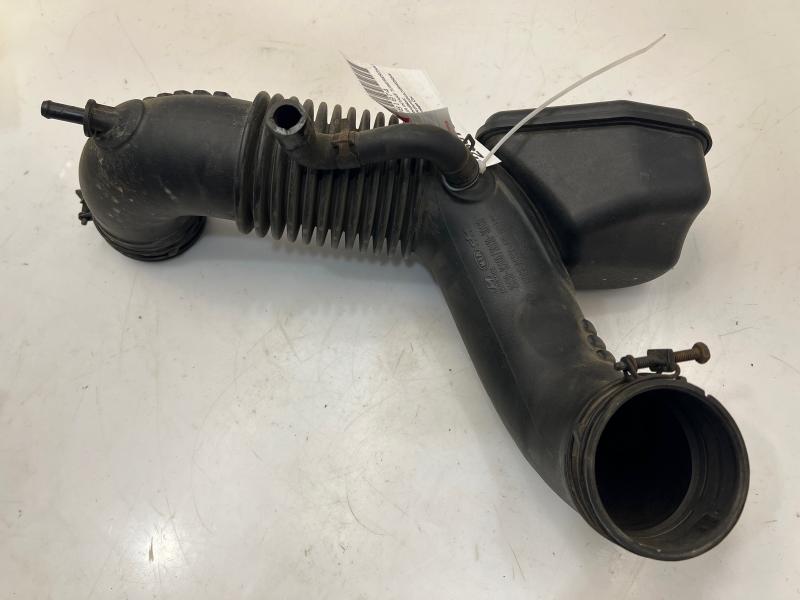 2011 - 2014 Hyundai Sonata Engine Air Intake Tube OEM 281303Q160