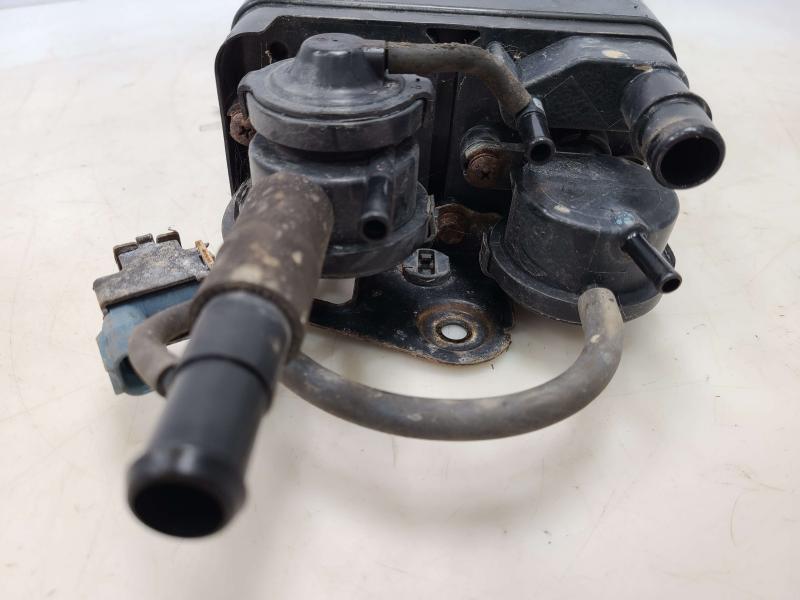 2002 Toyota RAV4 Evaporator Canister