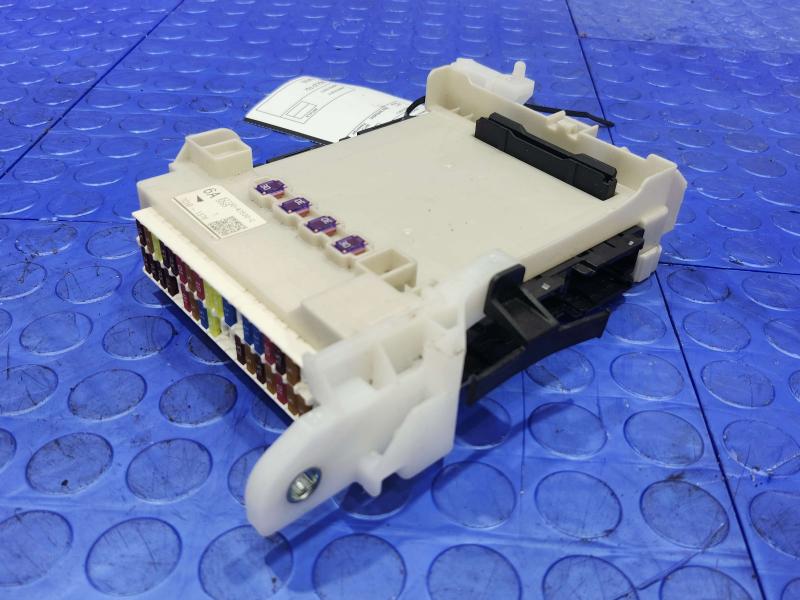 2017 Toyota Prius Cabin Fuse Box