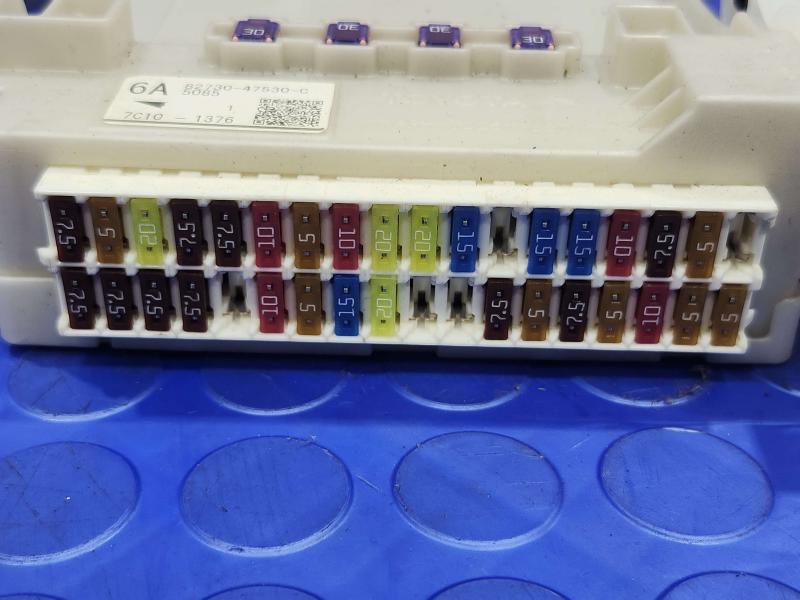 2017 Toyota Prius Cabin Fuse Box