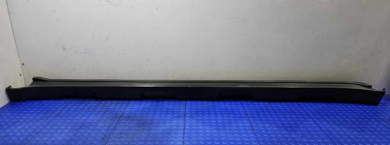 2010 Subaru Legacy Rocker Moulding