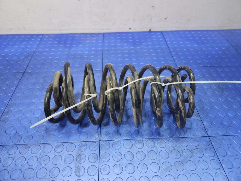 1998-2005 Lincoln Towncar Rear Suspension Coil Springs Set of Two