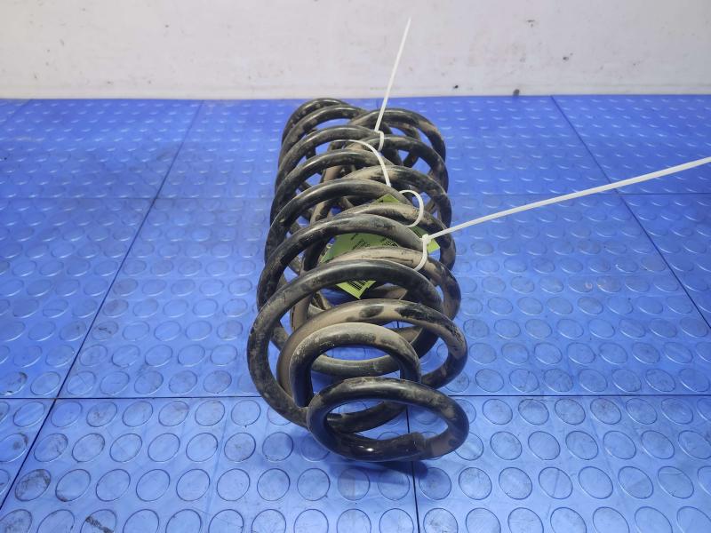 1998-2005 Lincoln Towncar Rear Suspension Coil Springs Set of Two