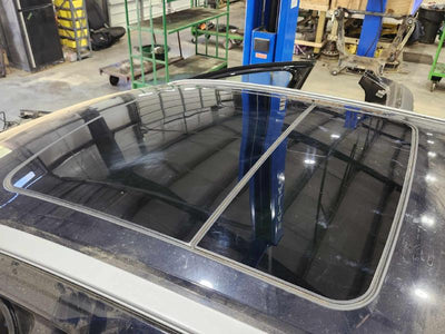 2012 Volvo XC60 Roof Glass (Glass Only)