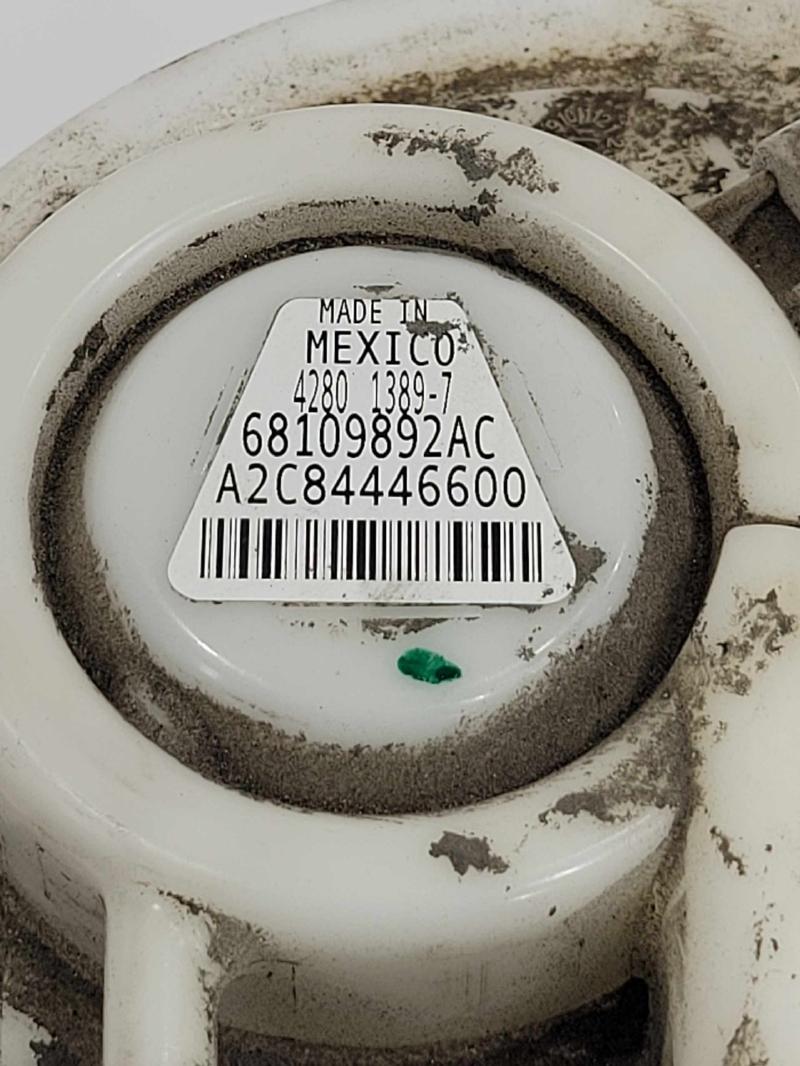 2015 2016 Chrysler 200 2.4L Fuel Pump Assembly OEM 68166589AC