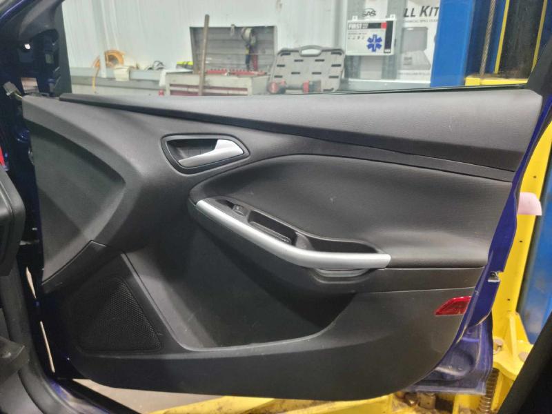 2013 Ford Focus Front Door Trim Panel