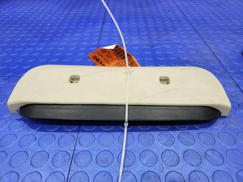 2003 Subaru Legacy 3Rd Brake Light Avoidance Lamp