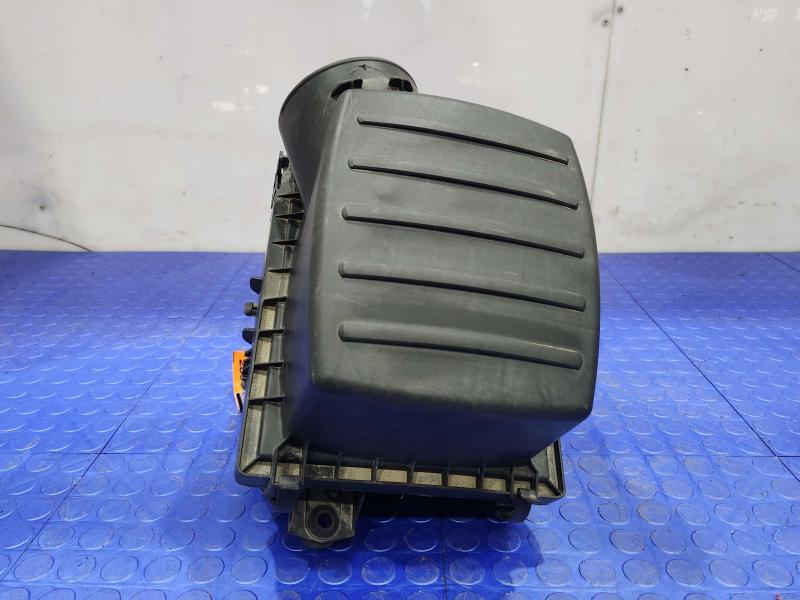 2014 Jeep Grand Cherokee Air Cleaner