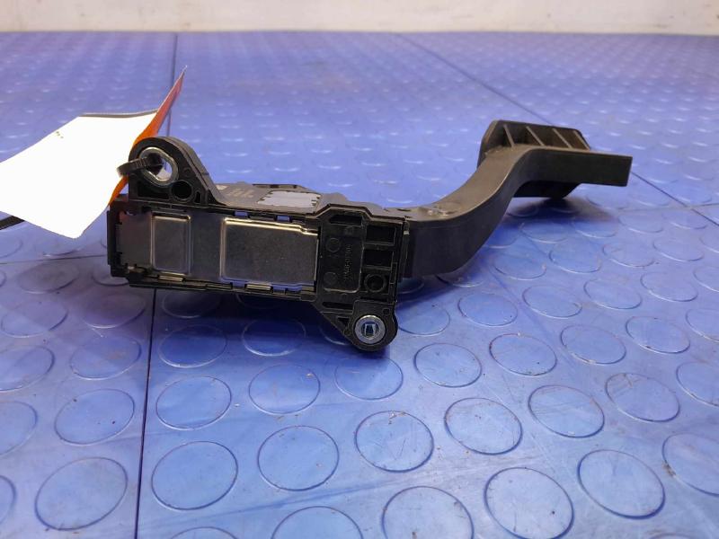 2015-2020 Toyota Sienna Accelerator Pedal Assembly Genuine OEM 78110-0E010