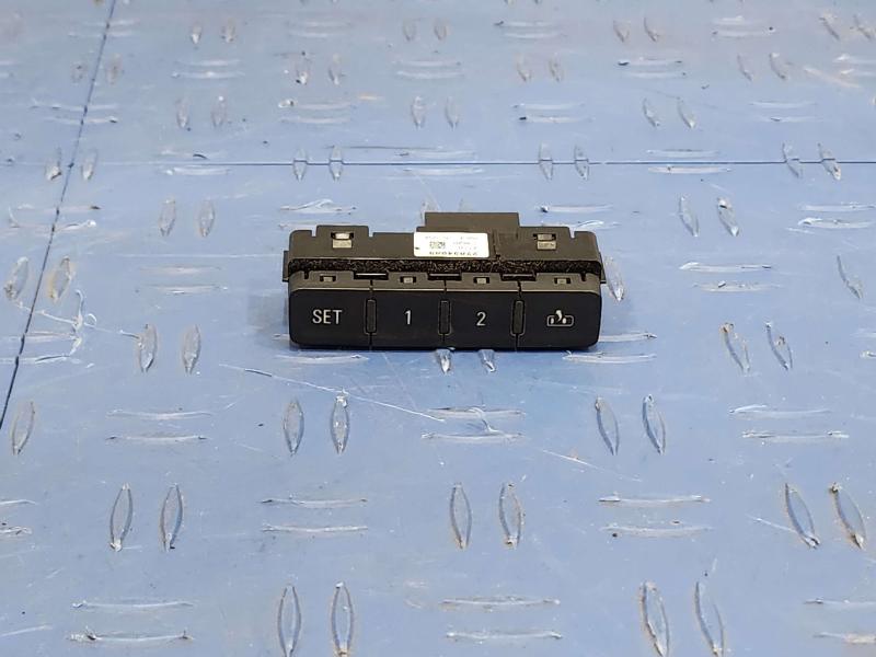 2015 Chevrolet Tahoe Door Switch Front