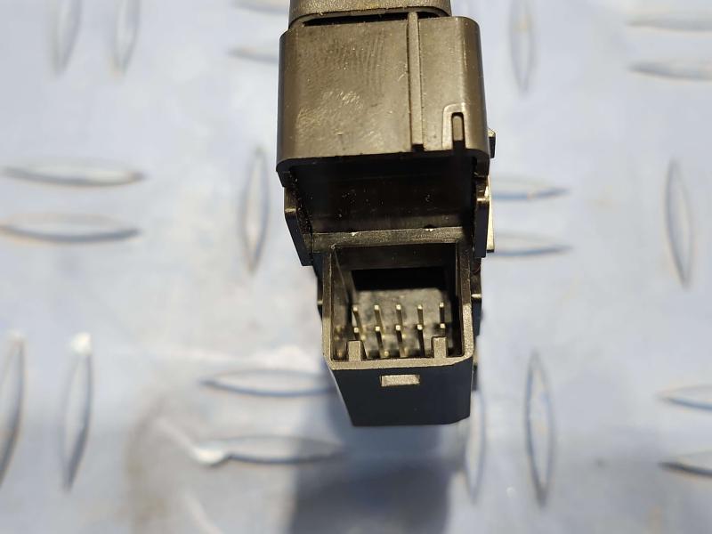 2015 Chevrolet Tahoe Door Switch Front