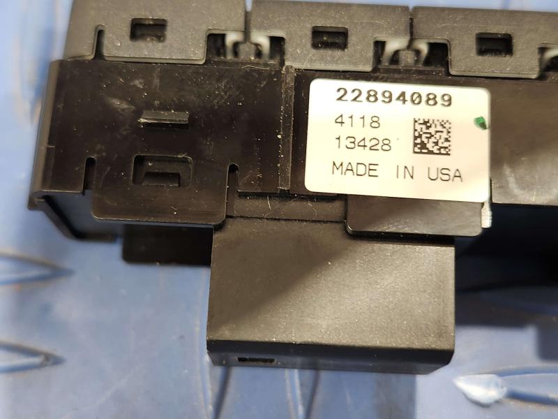 2015 Chevrolet Tahoe Door Switch Front