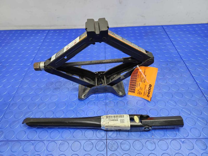 2016 Chevrolet Trax Jack Assembly