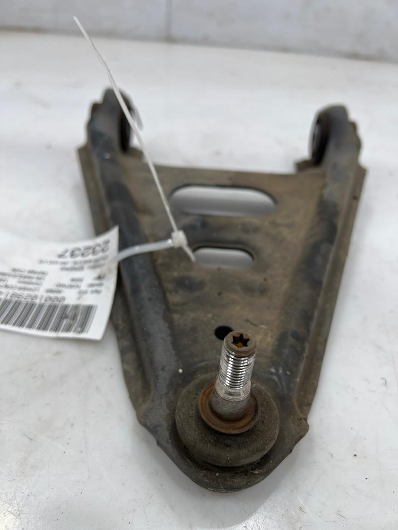 2008 - 2015 Smart Fortwo Front Lower Control Arm Left or Right Side OEM 4513300010